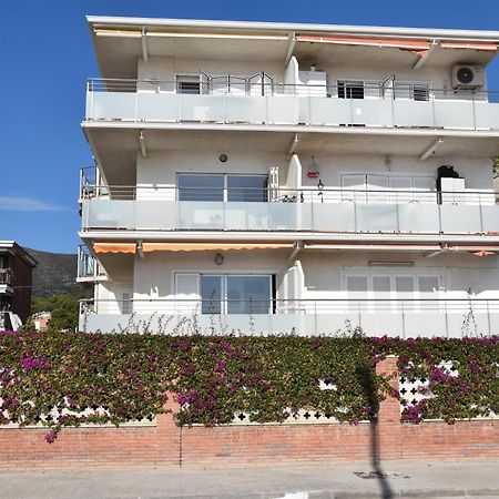 Апартаменты Apartamento Playa Mar Кастельдефельс Экстерьер фото